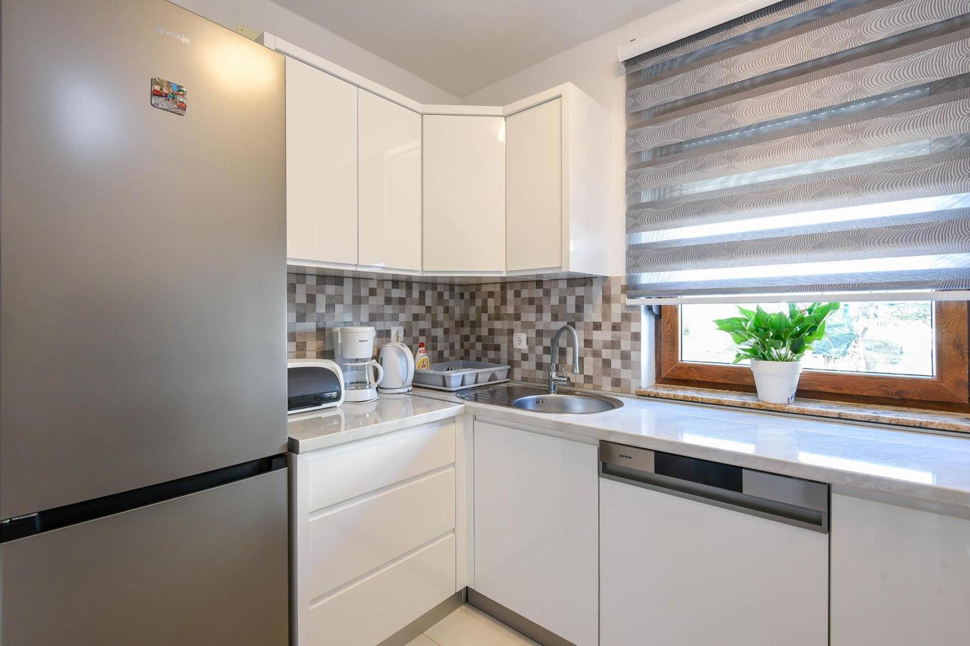 Lidija Apartmani Orebic Ruang foto